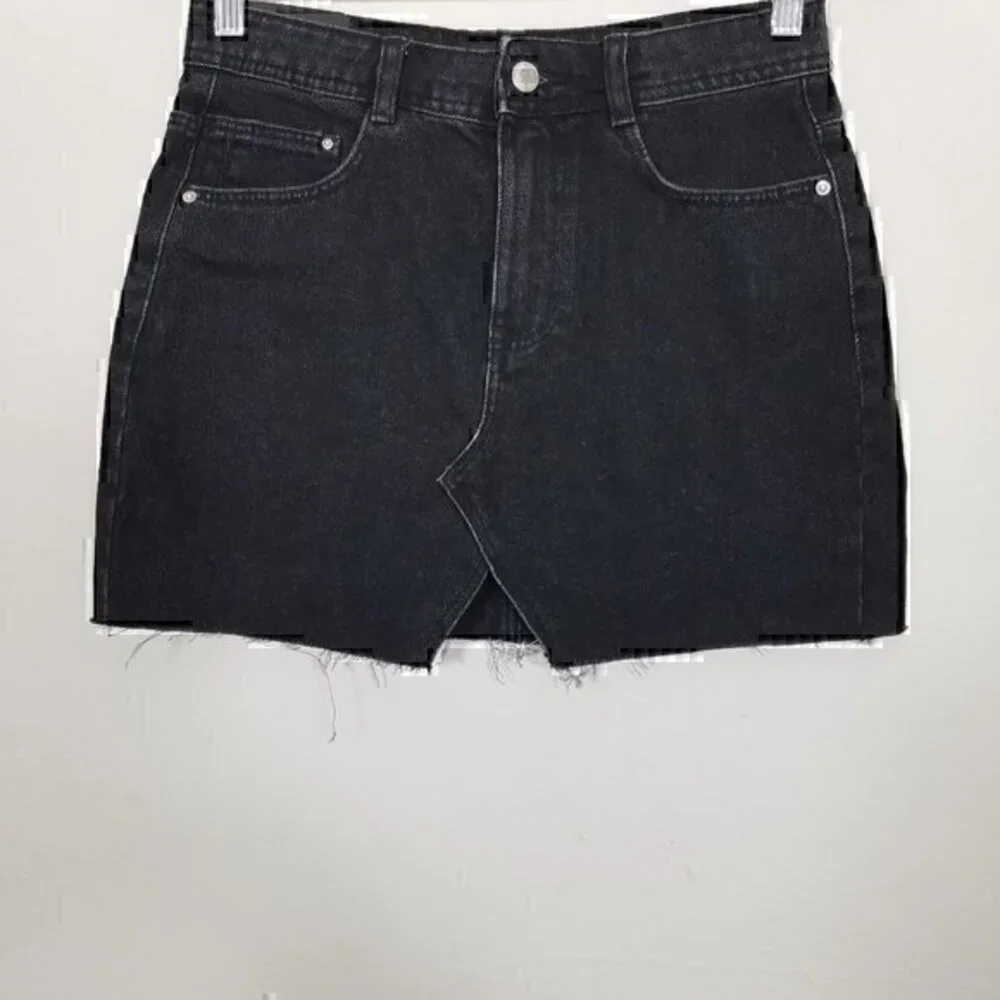 NWOT Zara Denim Mini Skirt Size XS
